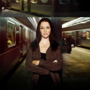 Renee Walker 24 Season 8 subway iPhone wallpaper