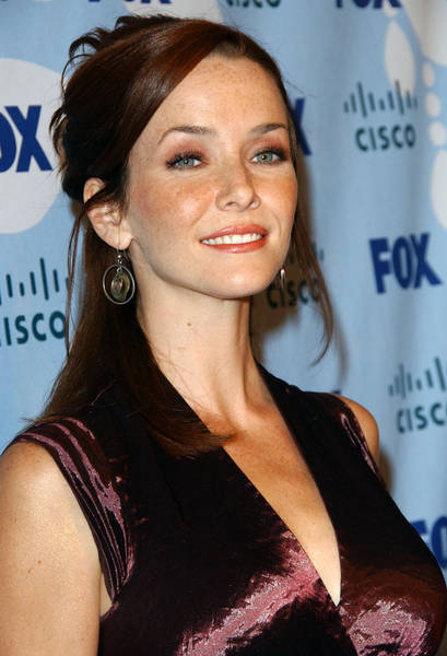 Annie-Wersching-FOX-Fall-Eco-Casino-Party_2008-14
