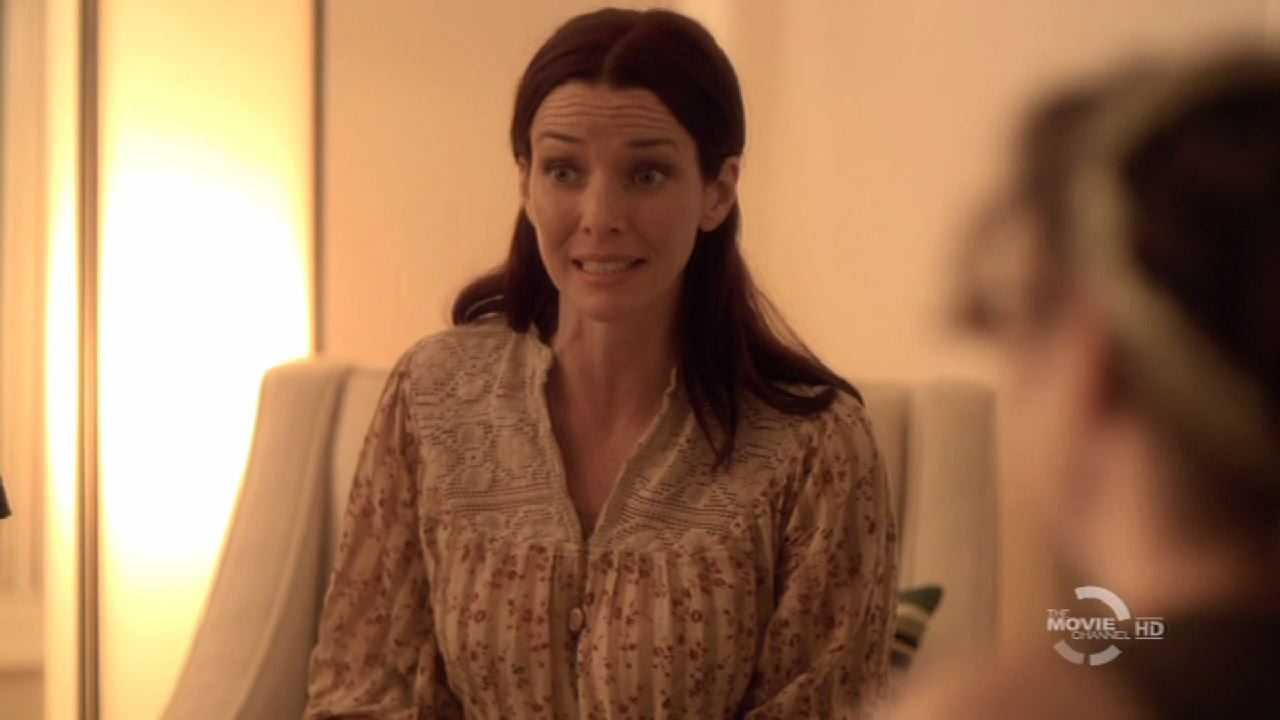 Annie Wersching in Below the Beltway