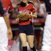 Annie Wersching at Taco Bell All-Star Legends & Celebrity Softball Game 2009