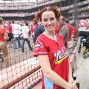 Annie Wersching at Taco Bell All-Star Legends & Celebrity Softball Game 2009