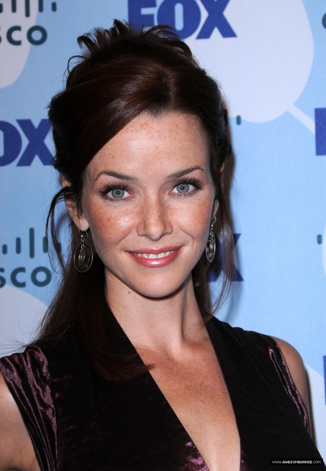 Annie Wersching at 2008 FOX Fall Eco-Casino Party