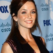 Annie-Wersching-FOX-Fall-Eco-Casino-Party_2008-13