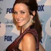 Annie-Wersching-FOX-Fall-Eco-Casino-Party_2008-24