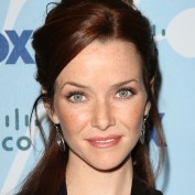 Annie-Wersching-FOX-Fall-Eco-Casino-Party_2008-30