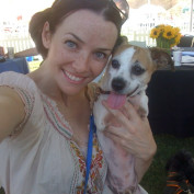 Annie Wersching at Nuts for Mutts Dog Show 2009 - 13