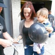 Annie Wersching signing autographs