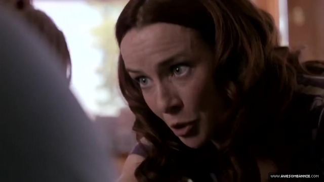 annie-wersching-carriers-trailer_47