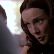 annie-wersching-carriers-trailer_48