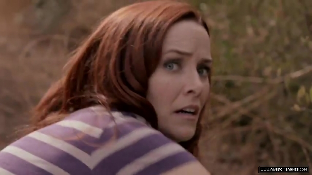 annie-wersching-carriers-trailer_89