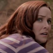 annie-wersching-carriers-trailer_90