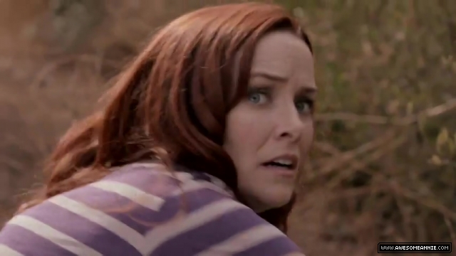 annie-wersching-carriers-trailer_90