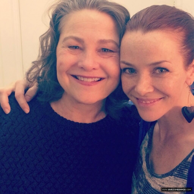 annie-wersching-cherry-jones-glass-menagerie