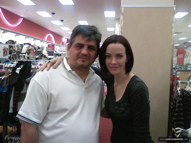 Annie Wersching with fan Hamlet Babakhanian