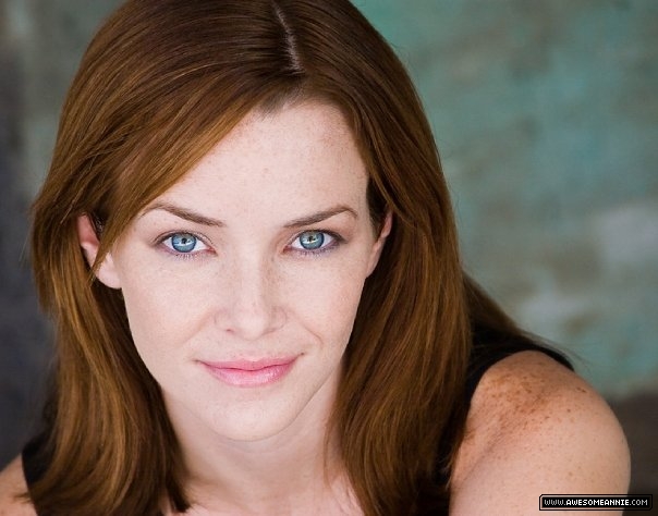 Annie Wersching headshot