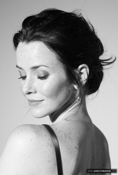 Annie Wersching 2009 Portrait Session 8