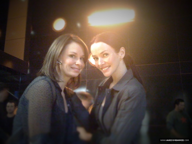 Annie Wersching and Mary Lynn Rajskub behind the scenes at CTU