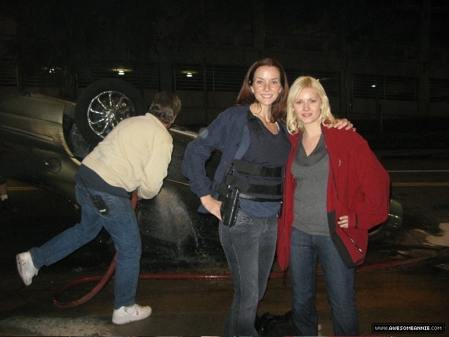 Annie Wersching and Elisha Cuthbert behind the scenes on 24