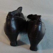Renee Walker's boots - heel view