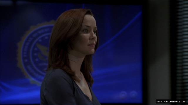 Annie Wersching as Renee Walker in 24 Season 7 Episode 18 Deleted Scene