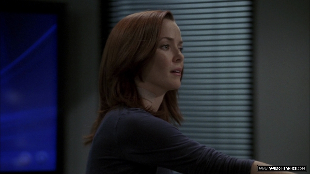 Annie Wersching as Renee Walker in 24 Season 7 Episode 18 Deleted Scene