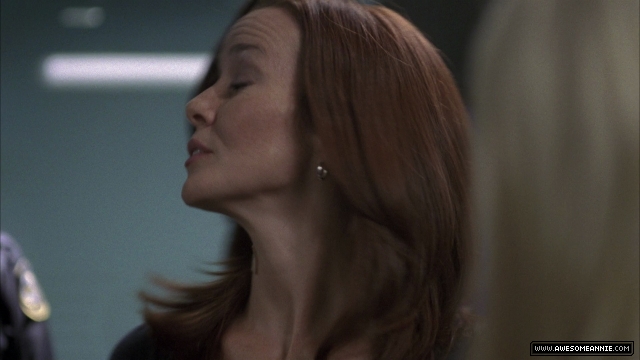 Annie Wersching as Renee Walker in 24 Season 7 Episode 18 Deleted Scene