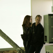 24: SEASON 7:  Jack (Kiefer Sutherland, R) and Renee (Annie Wersching, L) race against time to find the CIP device in the "2:00 PM - 3:00 PM" episode of 24 that aired Monday, Feb. 2 (9:00 - 10:00 PM ET/PT) on FOX.   ©2009 Fox Broadcasting Co. Cr: Kelsey McNeal/FOX.