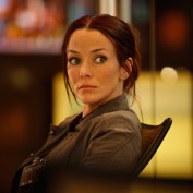 annie-wersching-renee-walker-8x04promo7