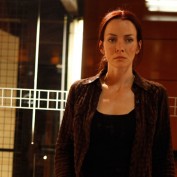 annie-wersching-renee-walker-8x08promo4