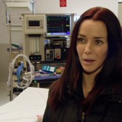 Annie Wersching in 24 Season 8 Episode 17 Scenemakers