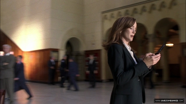 Annie Wersching as Renee Walker in 24 Season 7 Episode 1