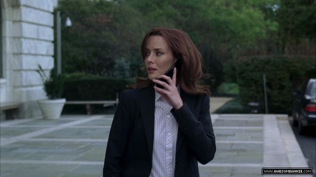 Annie Wersching as Renee Walker in 24 Season 7 Episode 1