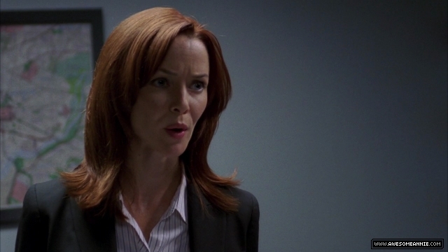 Annie Wersching as Renee Walker in 24 Season 7 Episode 1