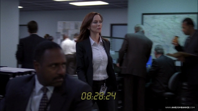 Annie Wersching as Renee Walker in 24 Season 7 Episode 1