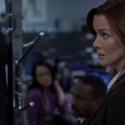 Annie Wersching as Renee Walker in 24 Season 7 Episode 1