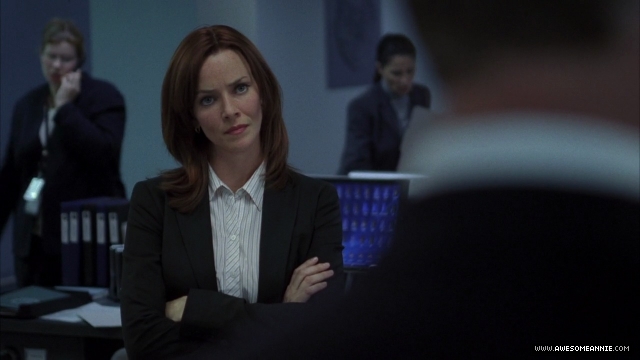 Annie Wersching as Renee Walker in 24 Season 7 Episode 1