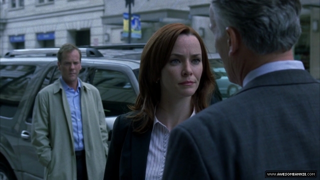 Annie Wersching as Renee Walker in 24 Season 7 Episode 1