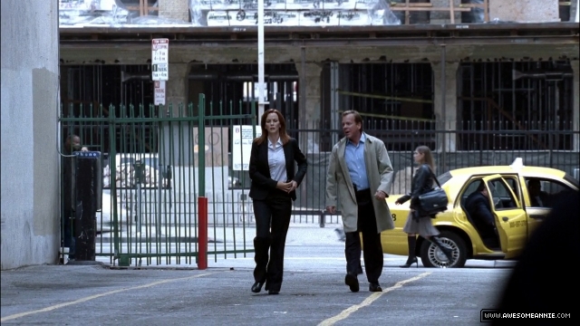 Annie Wersching as Renee Walker in 24 Season 7 Episode 2