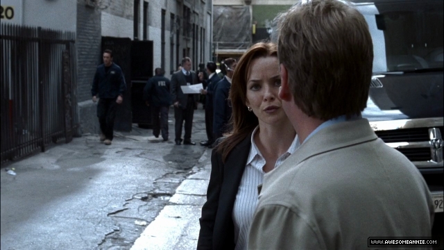 Annie Wersching as Renee Walker in 24 Season 7 Episode 2