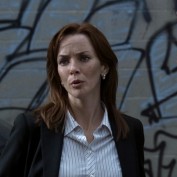 Annie Wersching as Renee Walker in 24 Season 7 Episode 2