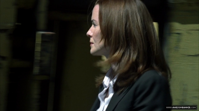 Annie Wersching as Renee Walker in 24 Season 7 Episode 2