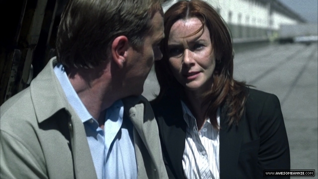 Annie Wersching as Renee Walker in 24 Season 7 Episode 2