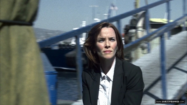 Annie Wersching as Renee Walker in 24 Season 7 Episode 2