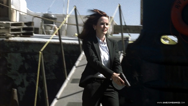 Annie Wersching as Renee Walker in 24 Season 7 Episode 2