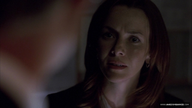 Annie Wersching as Renee Walker in 24 Season 7 Episode 3