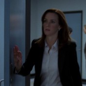 Annie Wersching as Renee Walker in 24 Season 7 Episode 3