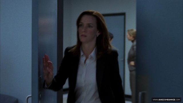 Annie Wersching as Renee Walker in 24 Season 7 Episode 3