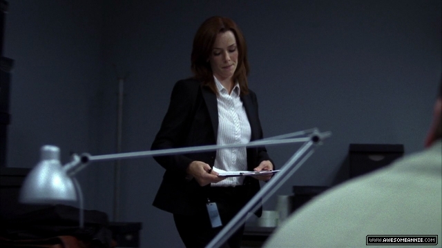 Annie Wersching as Renee Walker in 24 Season 7 Episode 3