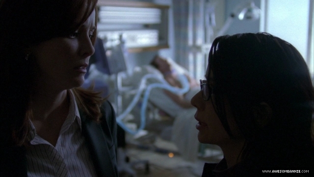 Annie Wersching as Renee Walker in 24 Season 7 Episode 4