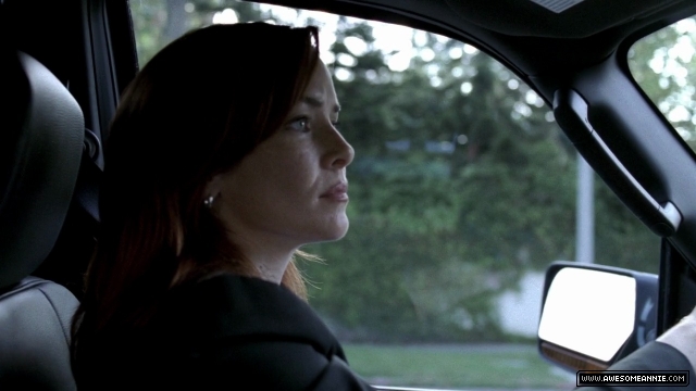 Annie Wersching as Renee Walker in 24 Season 7 Episode 5